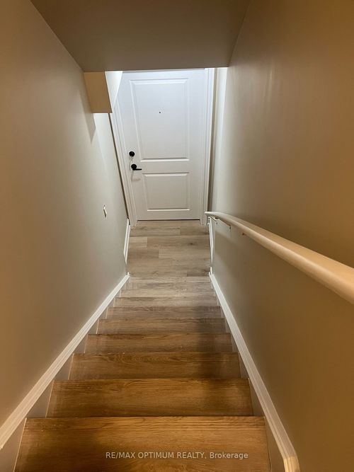 bsmt-15 Workgreen Park Way, Brampton, ON, L6Y6J5 | Card Image