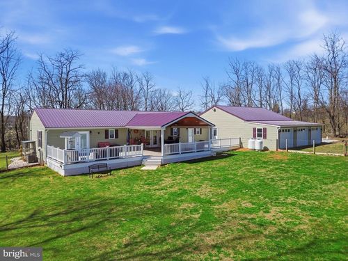 1025 White Oak Rd, WINDSOR, PA, 17366-8954 | Card Image