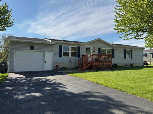 43-105 Aztanlan Street Street, JOHNSON CREEK, WI, 53038 | Card Image
