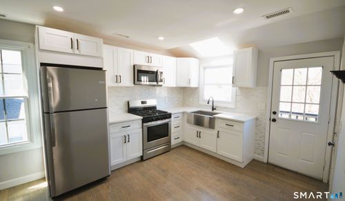 31 Fitch St, Norwalk, CT, 06855-1308 | Card Image