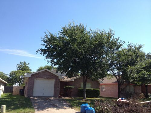 4451 Posada Dr, Dallas, TX, 75211-6464 | Card Image