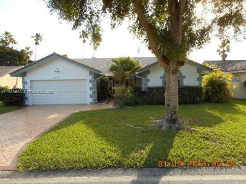 4047 Nw 115th Ave, Coral Springs, FL, 33065-7265 | Card Image