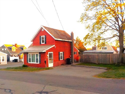 85 Maplewood Ave, Swansea, MA, 02777-1508 | Card Image