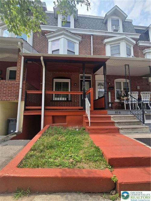856 N 8th St, Allentown, PA, 18102-1538 | Card Image
