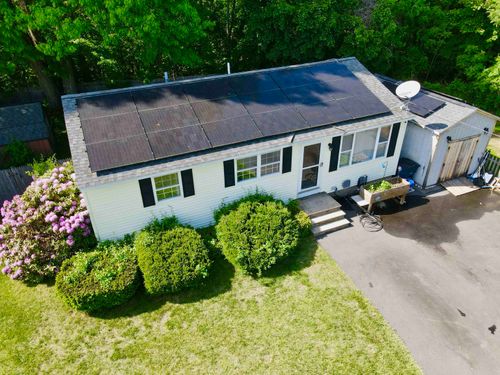 14 Charlton Circle, Nashua, NH, 03060 | Card Image