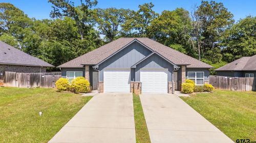16087 &amp; 16089 Echo Glen Dr, Tyler, TX, 75703 | Card Image