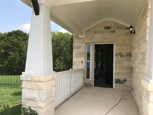 unit-87-2800 Joe Dimaggio Blvd, Round Rock, TX, 78665-3949 | Card Image