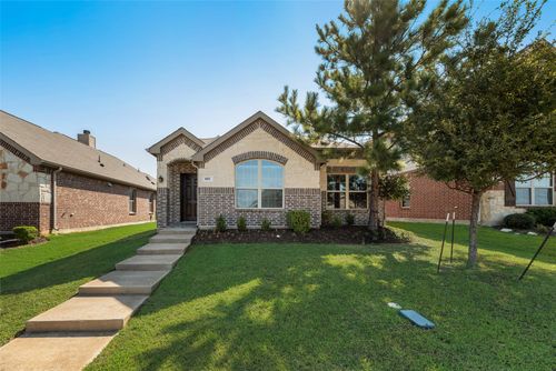 601 Crazy Horse Dr, Aubrey, TX, 76227-1406 | Card Image