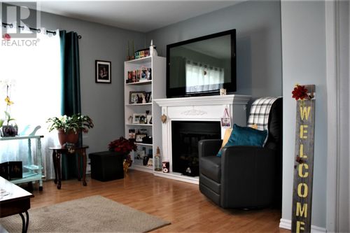 158 Country Rd, Corner Brook, NL, A2H4M6 | Card Image