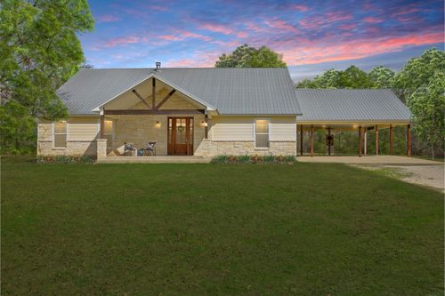 8952 Gibbons Creek Rd, Anderson, TX, 77830-4100 | Card Image