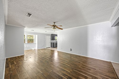 606 Circleview Dr, Mansfield, TX, 76063-2146 | Card Image