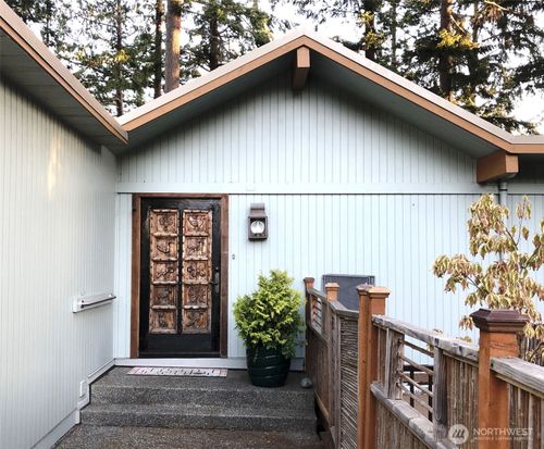 3155 Fox Spit Rd, Langley, WA, 98260-9313 | Card Image