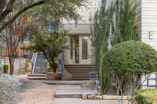 apt-e2-707 Cardinal Ln, Austin, TX, 78704-6942 | Card Image