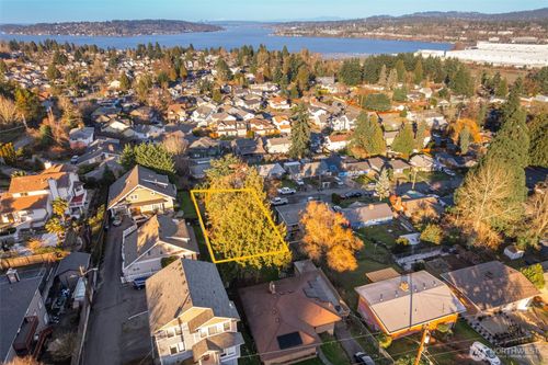 8519 S 123rd Pl, Seattle, WA, 98178-4540 | Card Image