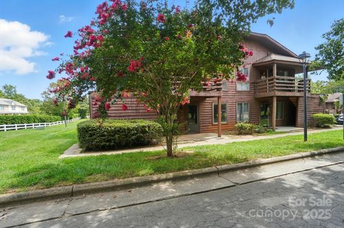 apt-d-1823 J Julian Ln, Charlotte, NC, 28208-3476 | Card Image