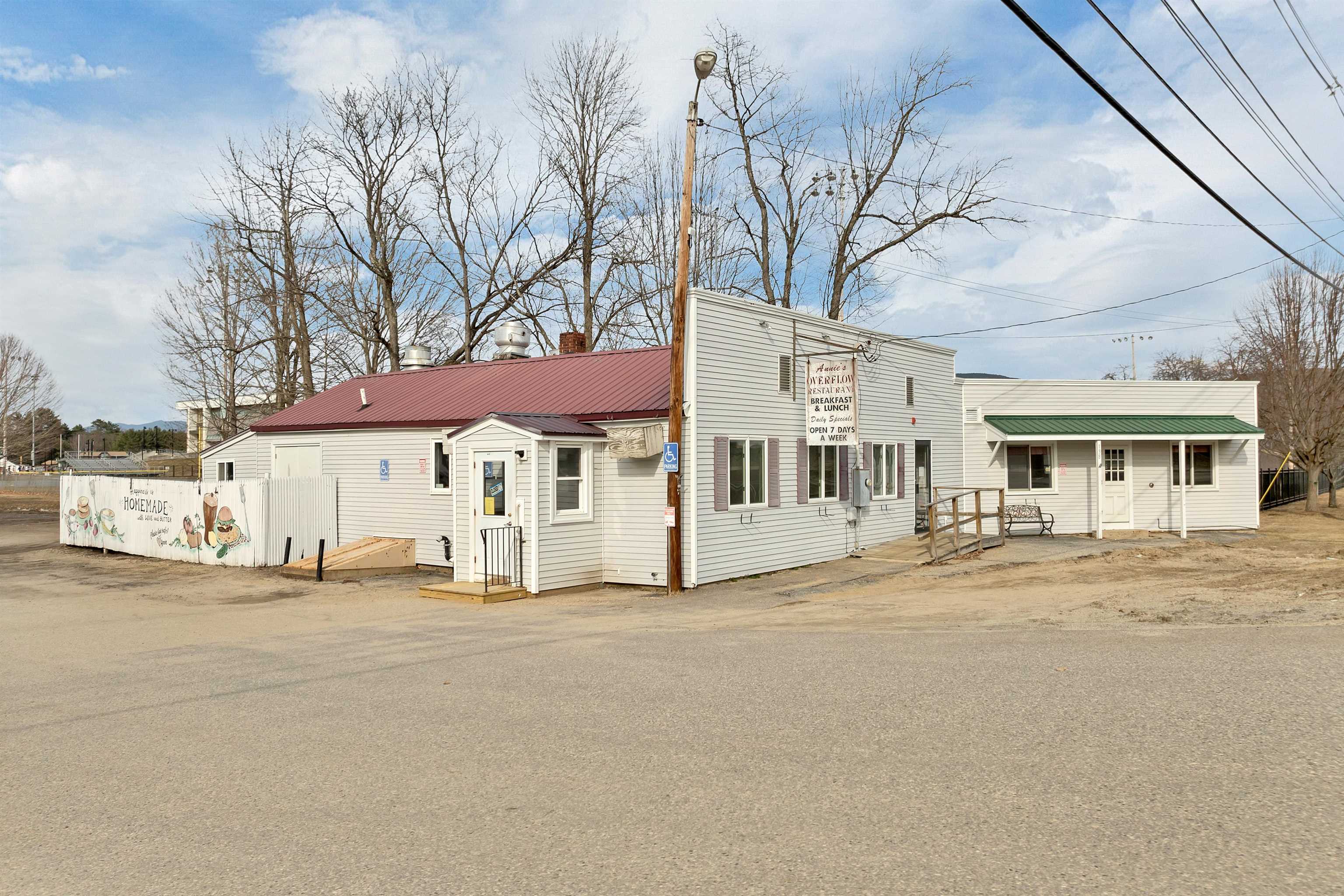 138 Nh Rte 175a, Holderness, NH 03245-5055