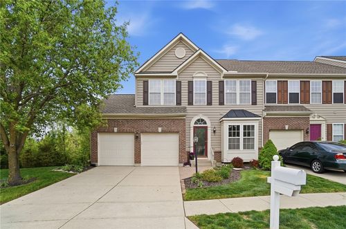 2239 Cobblestone Ct, Miamisburg, OH, 45342-5747 | Card Image