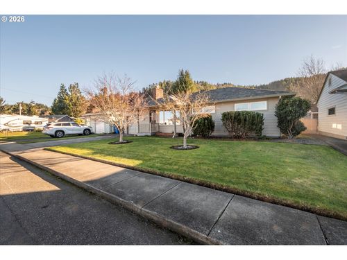 2480 Gardens Ave, Reedsport, OR, 97467-1137 | Card Image