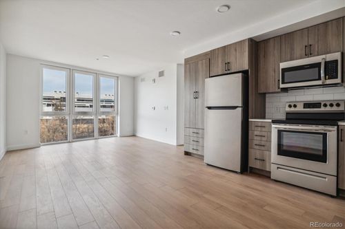 unit-702-3575 Chestnut Pl, Denver, CO, 80216-3878 | Card Image