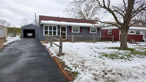 447 7th St Ct E Court E, Milan, IL, 61264 | Card Image