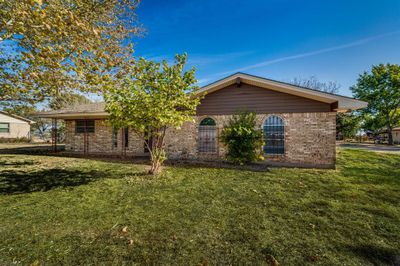 357 Fm 55, House other with 3 bedrooms, 2 bathrooms and null parking in Waxahachie TX | Image 2