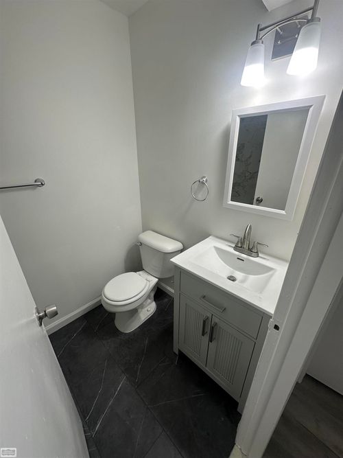 60 Logan - Unit 7a Street, Mt Clemens, MI, 48043 | Card Image