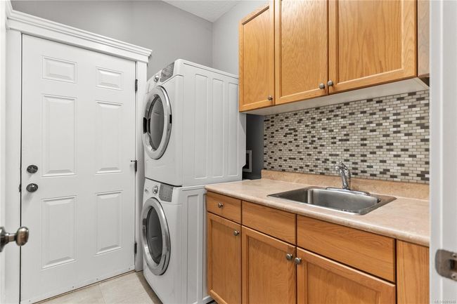 3669 Monterey Dr, House other with 4 bedrooms, 3 bathrooms and 3 parking in Nanaimo BC | Image 34