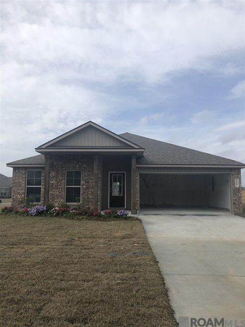 37085 Rustic Ln, Denham Springs, LA, 70706-8650 | Card Image