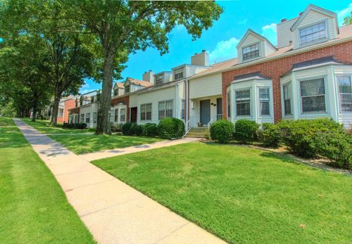 apt-47-2221 Wentwood Valley Dr, Little Rock, AR, 72212-3627 | Card Image