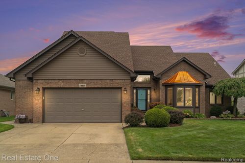 54448 Verona Park Dr, Macomb, MI, 48042-5812 | Card Image