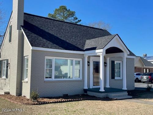 1101 W Broad Street, Elizabethtown, NC, 28337 | Card Image