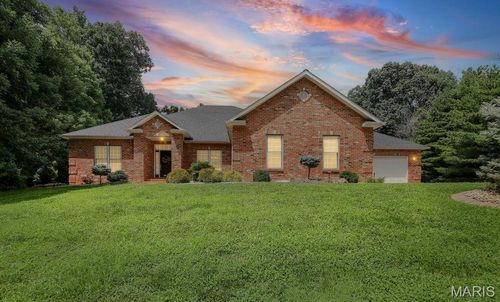 7 Dogwood Ln, Glen Carbon, IL, 62034-2704 | Card Image