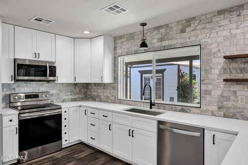 1959 E Dunbar Dr, Tempe, AZ, 85282-7371 | Card Image