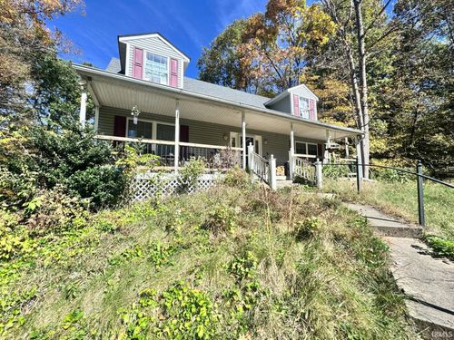 22065 Beacon Rd, Metamora, IN, 47030-9606 | Card Image