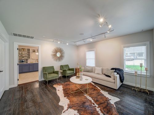 202 N West St, Rockwall, TX, 75087-3001 | Card Image