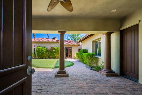 56222 Village Dr, La Quinta, CA, 92253-8765 | Card Image