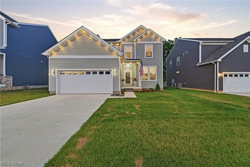3785 Rachael Ln, Green, OH, 44685-7784 | Card Image