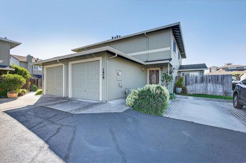 1459 Squire Ct, Hollister, CA, 95023 | Card Image