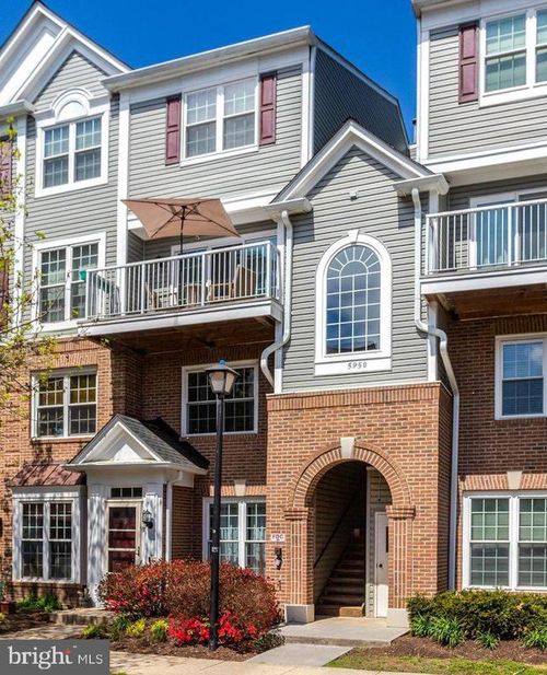 unit-101-5950 Kimberly Anne Way, ALEXANDRIA, VA, 22310-5491 | Card Image