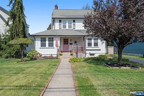 58 Mountainview Ave, Nutley, NJ, 07110-2233 | Card Image