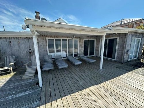 71 Bayview Walk, Brookhaven, NY, 11782 | Card Image