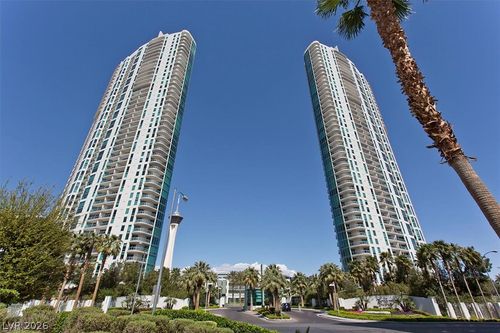 3802-222 Karen Ave, Las Vegas, NV, 89109-5313 | Card Image