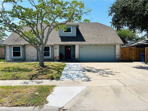 917 Saint Bernard St, Corpus Christi, TX, 78418-5734 | Card Image