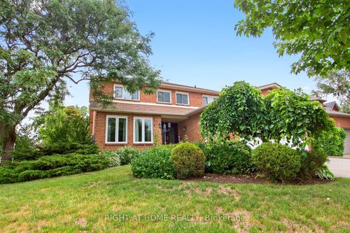 1084 Grandeur Cres, Oakville, ON, L6H4B4 | Card Image