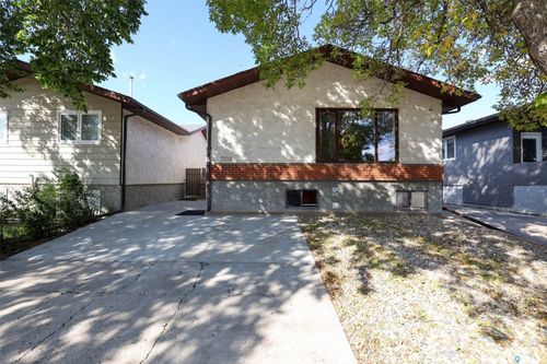 7126 Dalgliesh Drive, Regina, SK, S4X2M6 | Card Image