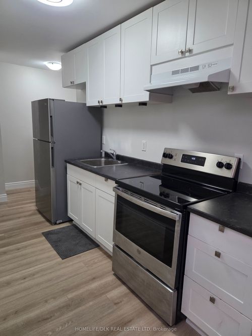 6-180 King St E, Gananoque, ON, K7G1G2 | Card Image