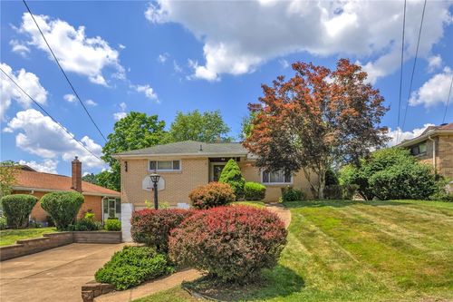 1919 Outlook Dr, Verona, PA, 15147-1910 | Card Image