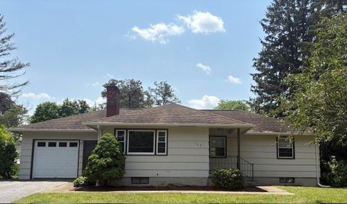 107 Valley Rd, Springfield, MA, 01119-2840 | Card Image