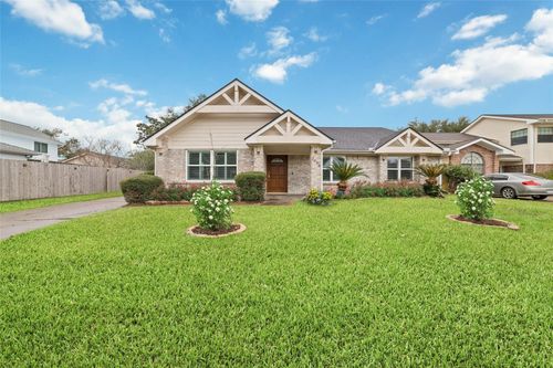 2926 Pepper Wood Dr, Sugar Land, TX, 77479-1208 | Card Image