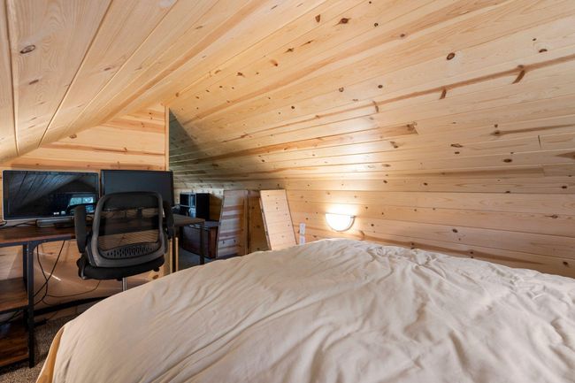 30-web-or-mls-652_330th_Ave-161.jpg | Image 23
